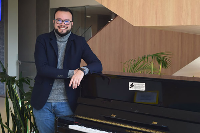 Carlos Dudley Sandoval, nuevo director de Estudios Musicales