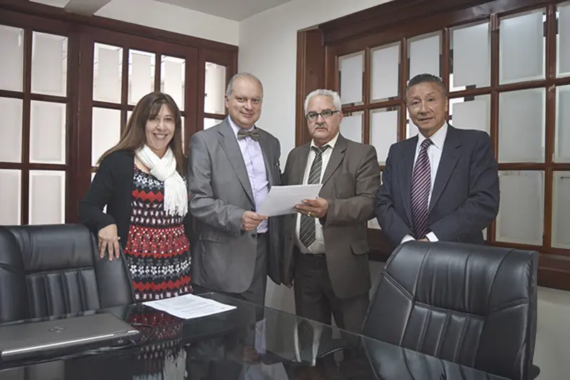 Integrantes del consultorio jurídico de UC