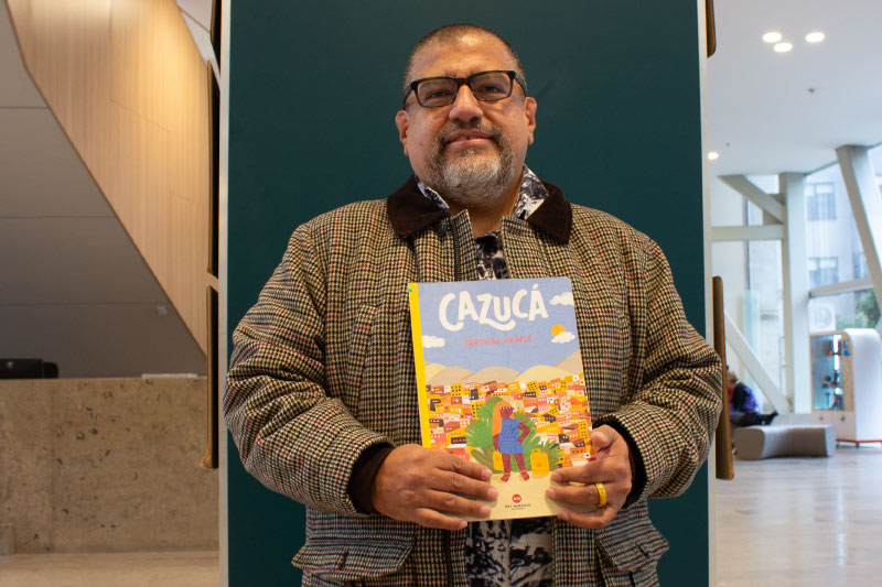 Cómic de profesor unicentralista fue destacado por la Feria de Bolonia