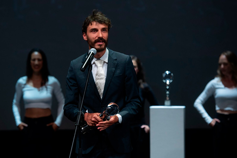 Federico Atehortúa ganó premio internacional por película “Forenses”
