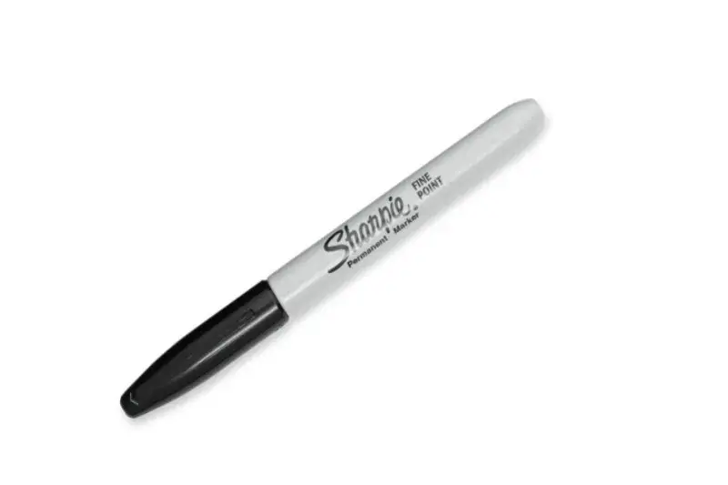 sharpie negro