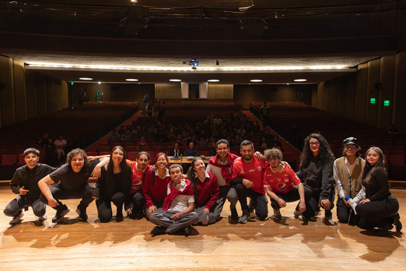 Talento unicentralista destaca en festivales universitarios de cultura
