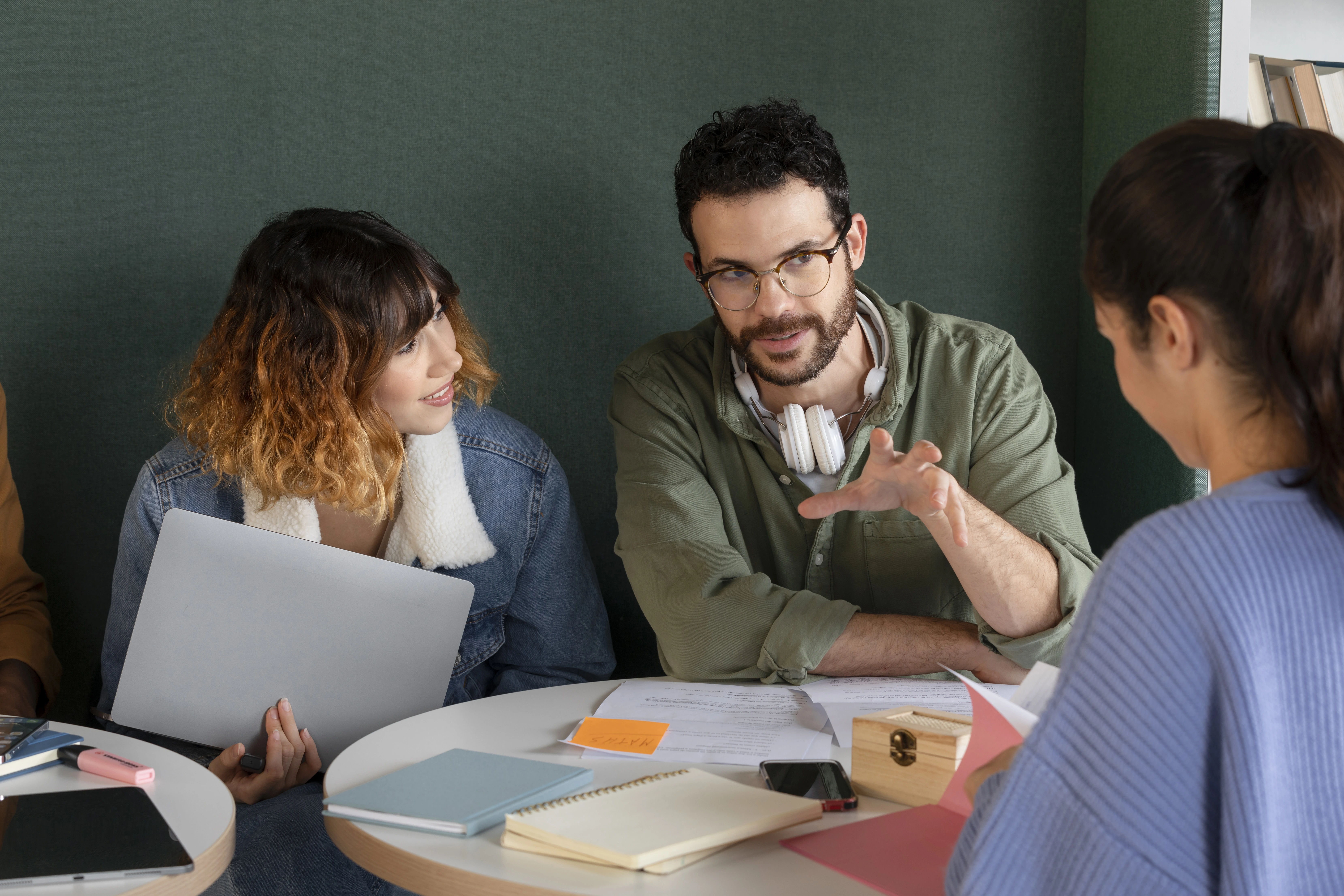 Cómo crear grupos y agrupamientos
