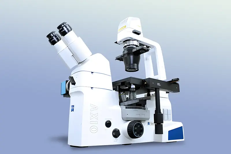 Microscopio óptico invertido