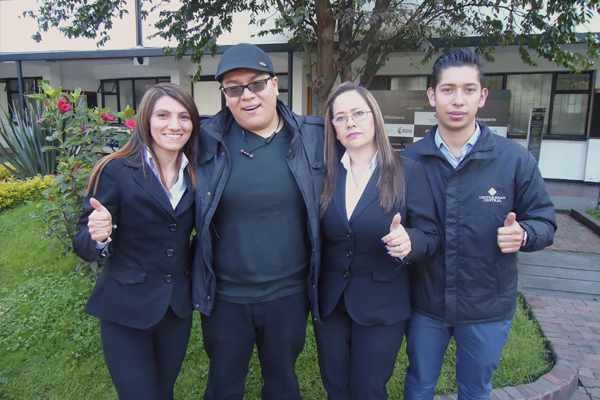 De izq. a der. Adriana Marcela Díaz Cepeda; Nutba Deka Limibayju González; Claudia Cecilia Jiménez y Carlos Gómez.