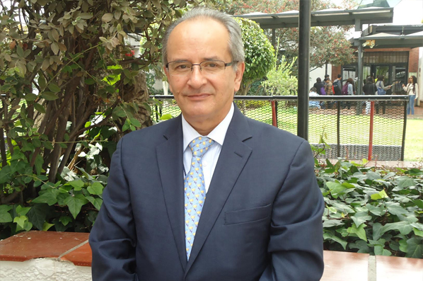 Luis Francisco Cubillos, director Administración de Empresas
