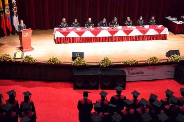 Aspecto general Ceremonia grados de especializaciones y maestrías