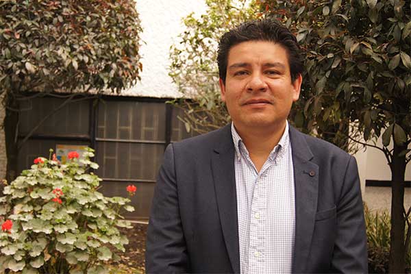 Raúl Moreno - Experto en política y participación ciudadana