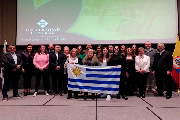 Posgrado de la Universidad de la República de Uruguay visitó a la U. Central