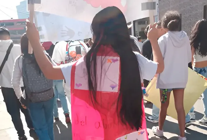 Centralistas se unen a carnaval por los derechos de niños y niñas