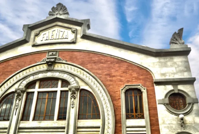 Faenza Restauración