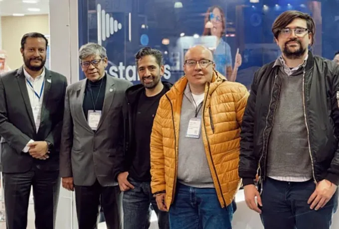 Central Económica debatió sobre música, literatura y economía
