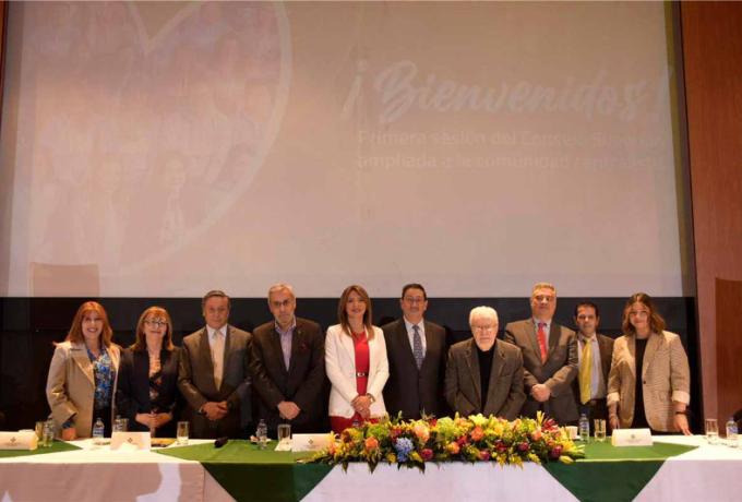La Dra. Paula López se posesiona como nueva rectora de la U. Central