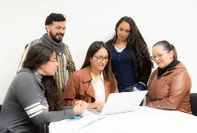 Estrategia de equipos profesorales en acción: ¿qué dicen los docentes?