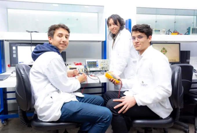 Equipo del Centro de Posgrados de la FICB